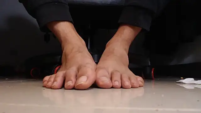 ErosFindomKing live sex cam