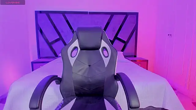 Agathaargent_'s cam snapshot