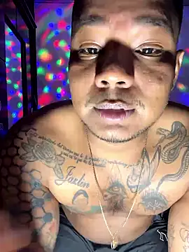 Saipuer31 live sex cam