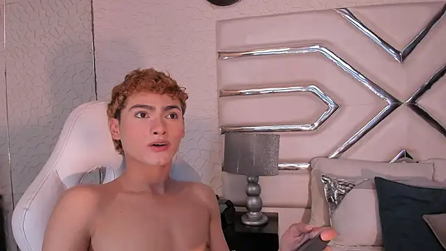 JacobRusso live sex cam