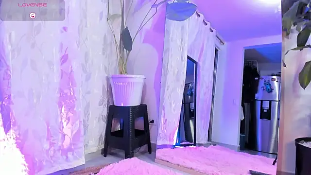 Noami_Rose's cam snapshot