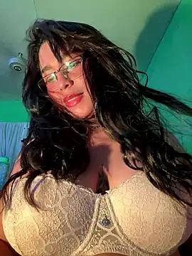 Ambar_Vip's cam snapshot