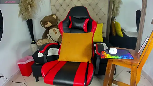 helena_copper_ live sex cam