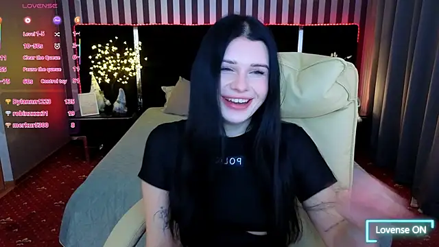 Neyla_Charm's cam snapshot