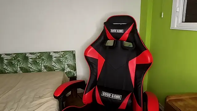 RosaLowLight's cam snapshot