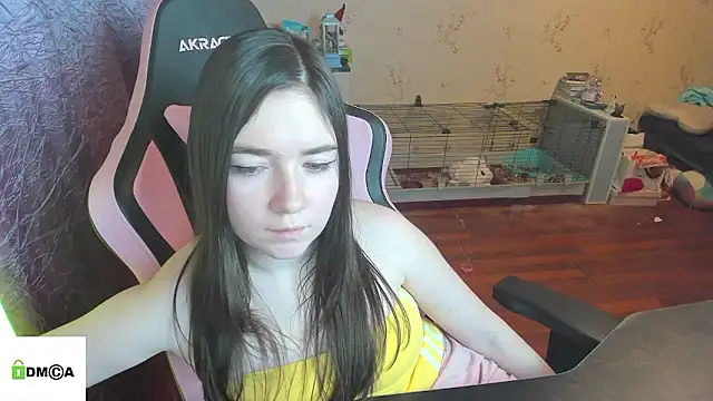 Crazy_forest_fairy's cam snapshot