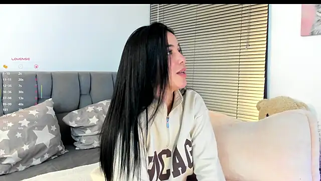 Gigi-bom's cam snapshot