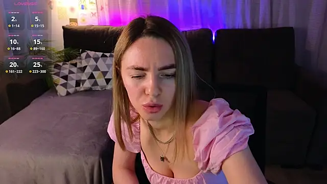 molly_crystal's cam snapshot