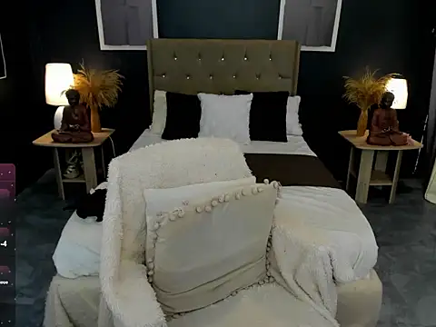 JuicyCummer's cam snapshot