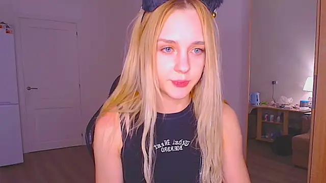 sailormoon666_'s cam snapshot