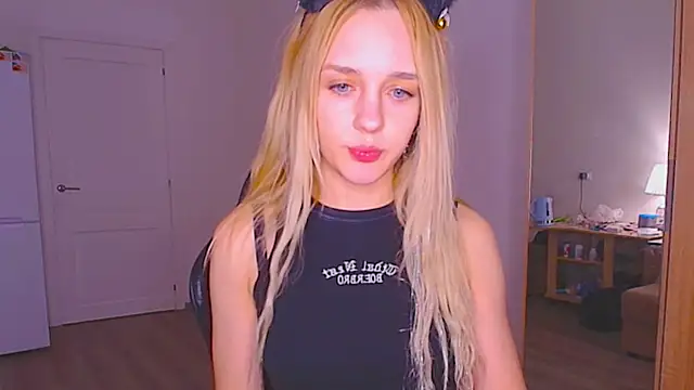 sailormoon666_'s cam snapshot