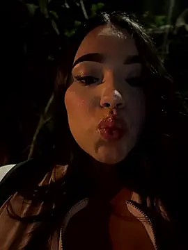 SofiaWildee live sex cam