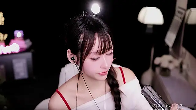 coward_by live sex cam