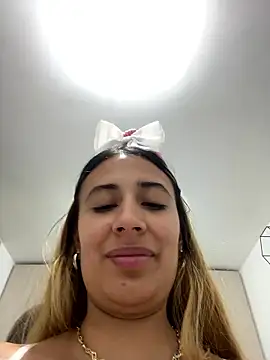 Megumi_Ivanov's cam snapshot