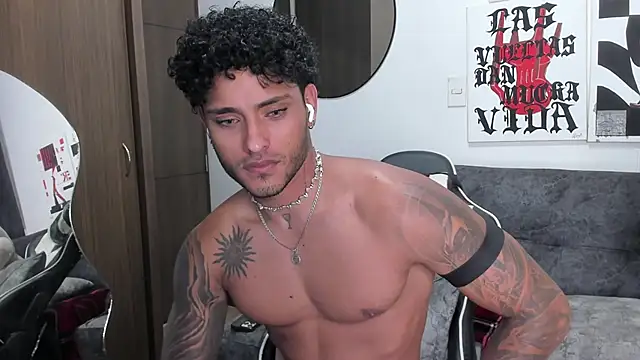 Alessandro_Vanni live sex cam