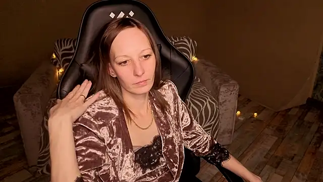 MaryKlite_'s cam snapshot