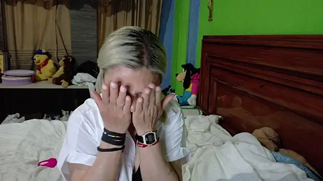 _Charlize_theron_'s cam snapshot