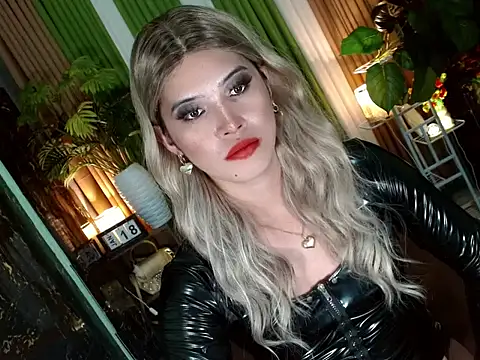 Queen_kendalx19's cam snapshot