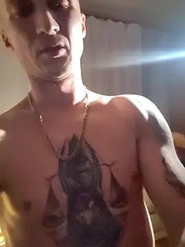 MathhewKingNikos's cam snapshot