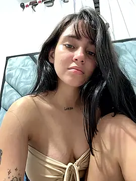 shopialove's cam snapshot