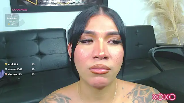 camila_hott69_'s cam snapshot