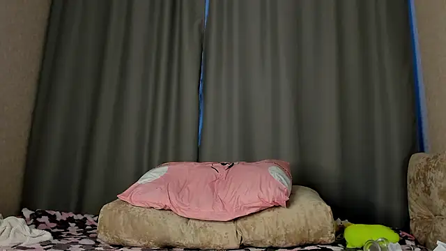 Allettaevee's cam snapshot