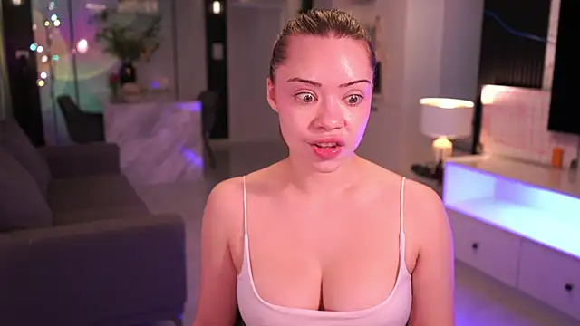 VixenMia's cam snapshot