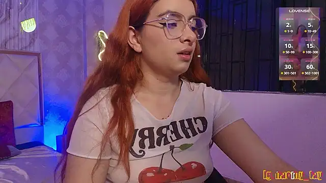 Naomy_tay1 live sex cam