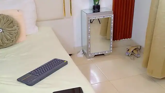 AliceVegga's cam snapshot