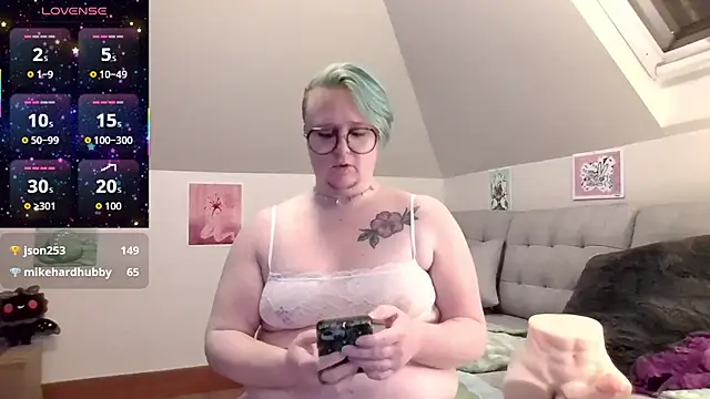 queerlyjaz live sex cam