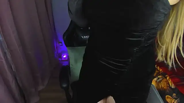 MilanaJune's cam snapshot