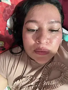 Lovelipsbig's cam snapshot