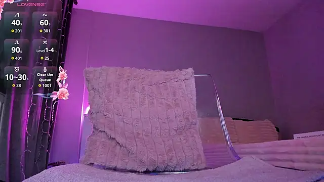 kyliejo18 live sex cam