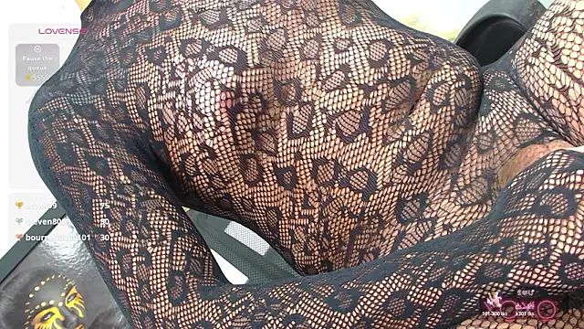 camila_hott69_ live sex cam