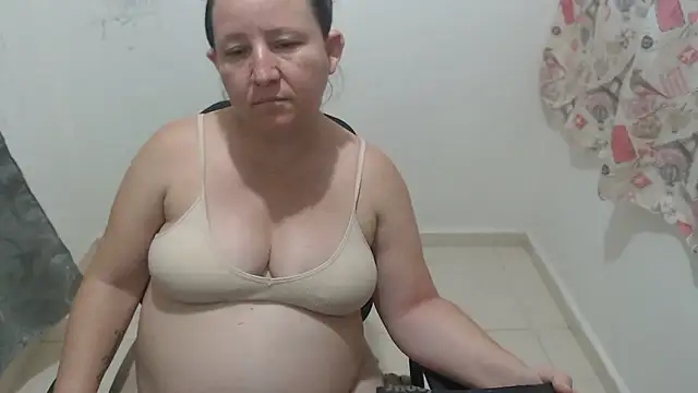 Yohis_Kiut25's cam snapshot