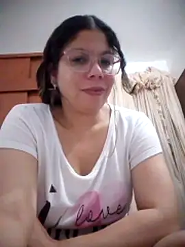 Carliina_Soussa live sex cam