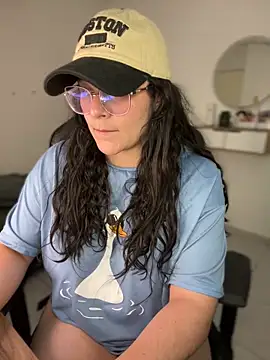 Lia_flowers live sex cam