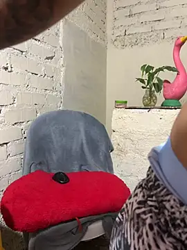 Lukas_strong live sex cam