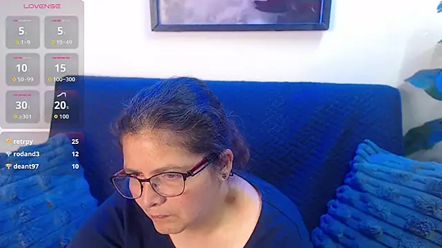 Linda_banks_'s cam snapshot