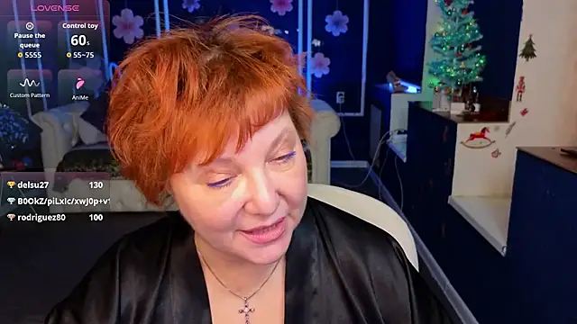 Kira_Kenett live sex cam