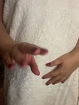 EmiHarrys live sex cam