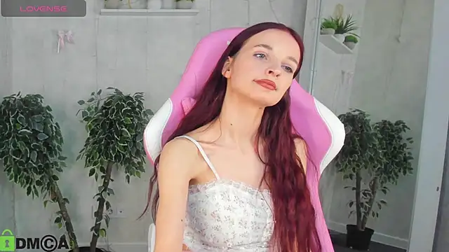 Alicia_Adammss's cam snapshot