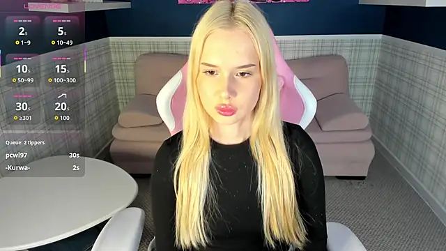 NicoletaCooper's cam snapshot