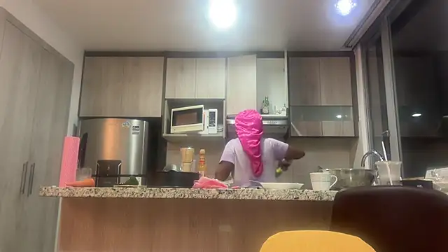 ChocolateCakeQueen live sex cam