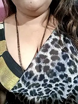 Beautyy38's cam snapshot