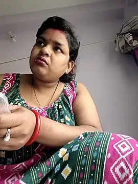 Deborbhavi222's cam snapshot