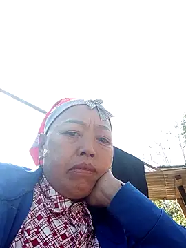 Agnes-baby's cam snapshot