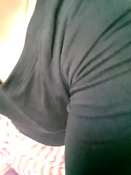 Sunnyy20's cam snapshot