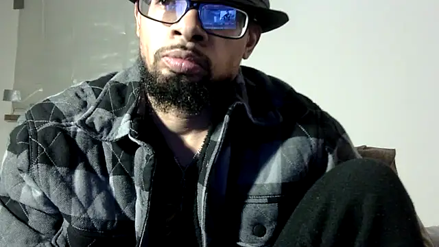 WhiskeyWood_DuhGOD's cam snapshot