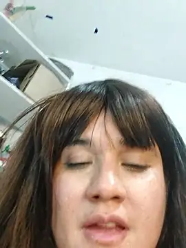 ItsNaiixa live sex cam